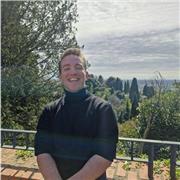 Sono un neolaureato in ingegneria dell'energia che offre ripetizioni di matematica, fisica e elettrotecnica